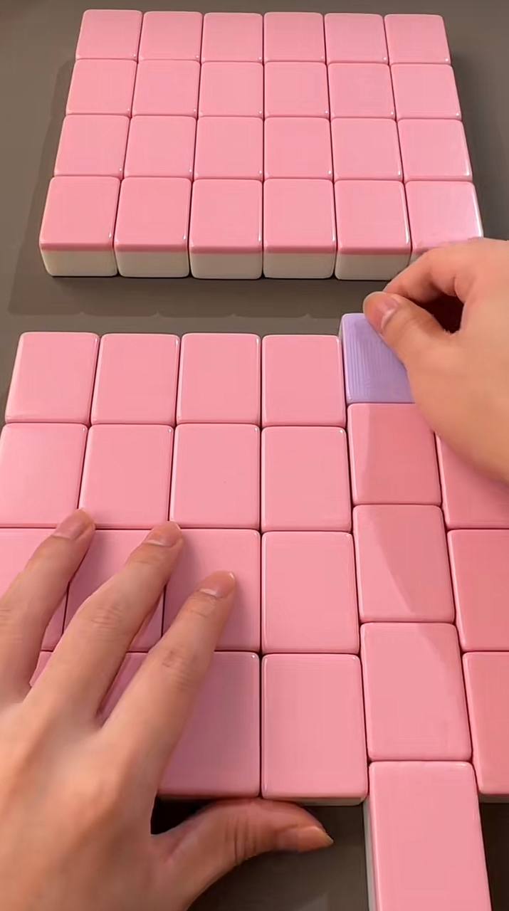 MAHJONG Kitty 64 Blocks Seaside Escape